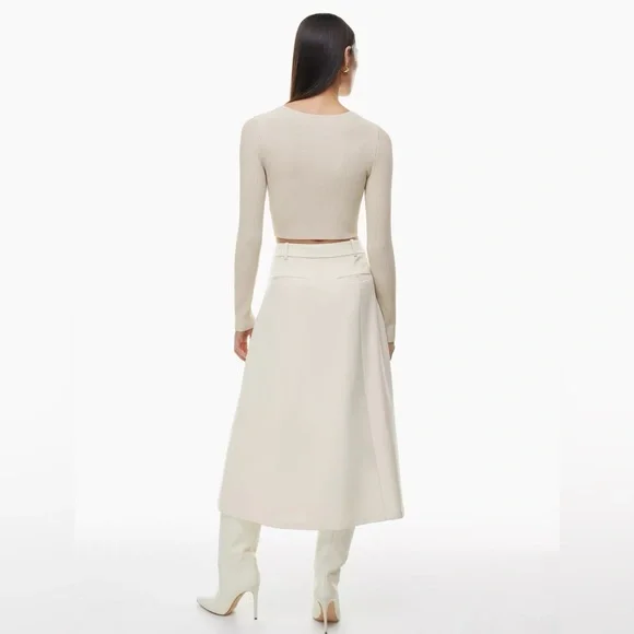 Aritzia Babaton Sculpt Knit Forefront Long Sleeve in Matte Pearl - Picture 4 of 12